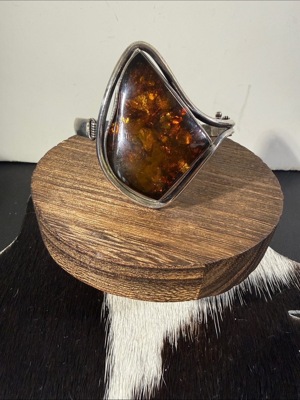 925, Vintage Sterling Silver Amber Statement Hinged Bangle Bracelet